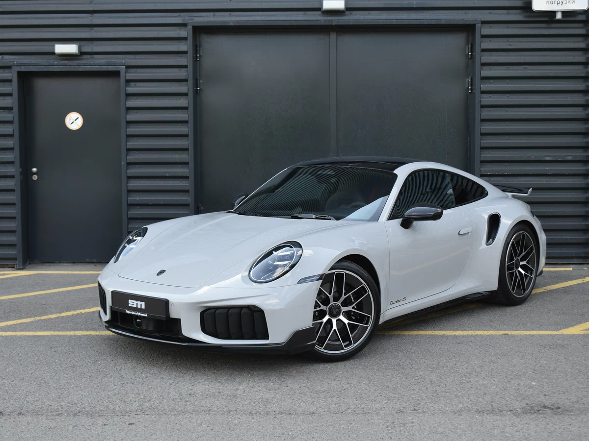 911